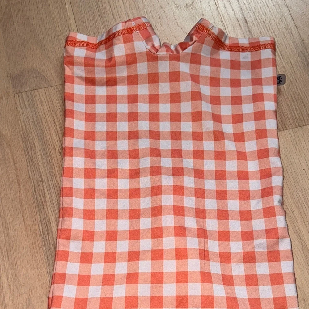 Izod charming one
